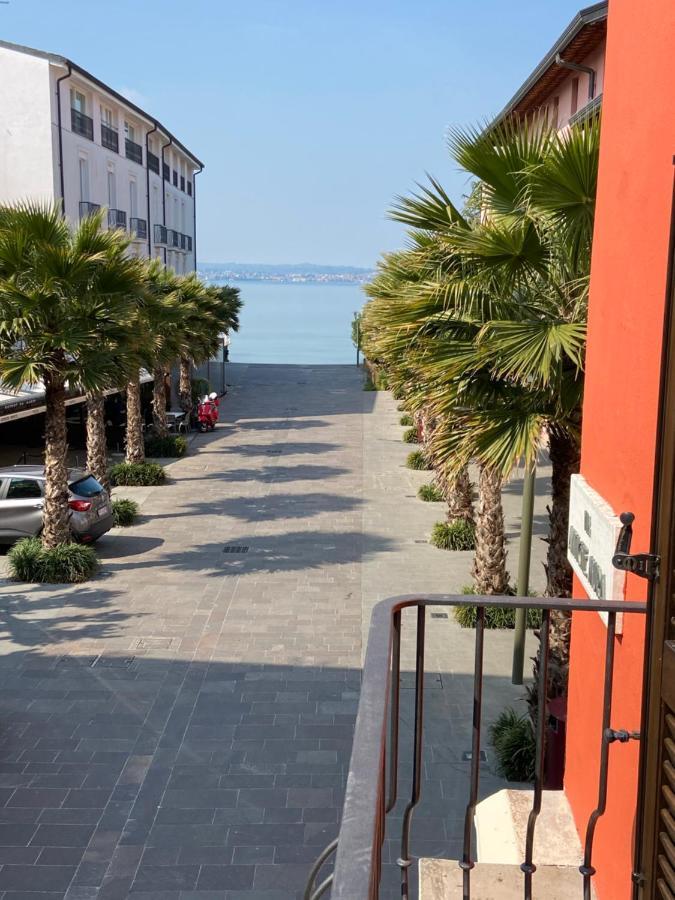 Mavino Appartamenti Sirmione Esterno foto